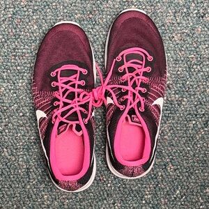 Nike flex black and pink size 6.5Y